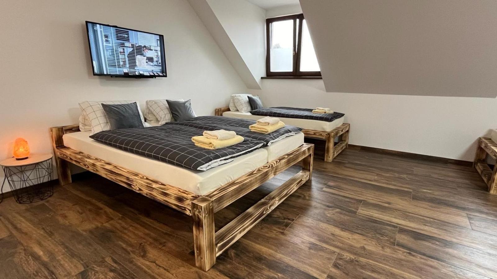 Apartman Kuga Mikulov Dış mekan fotoğraf
