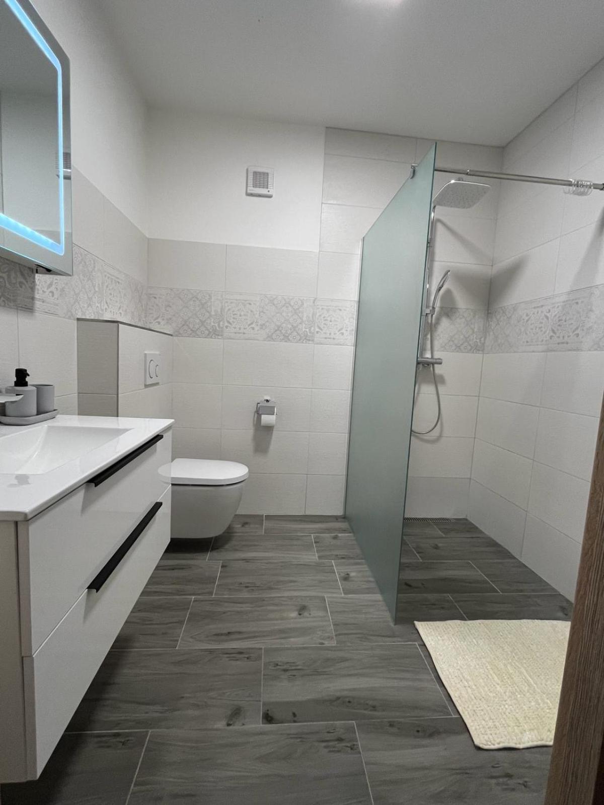 Apartman Kuga Mikulov Dış mekan fotoğraf